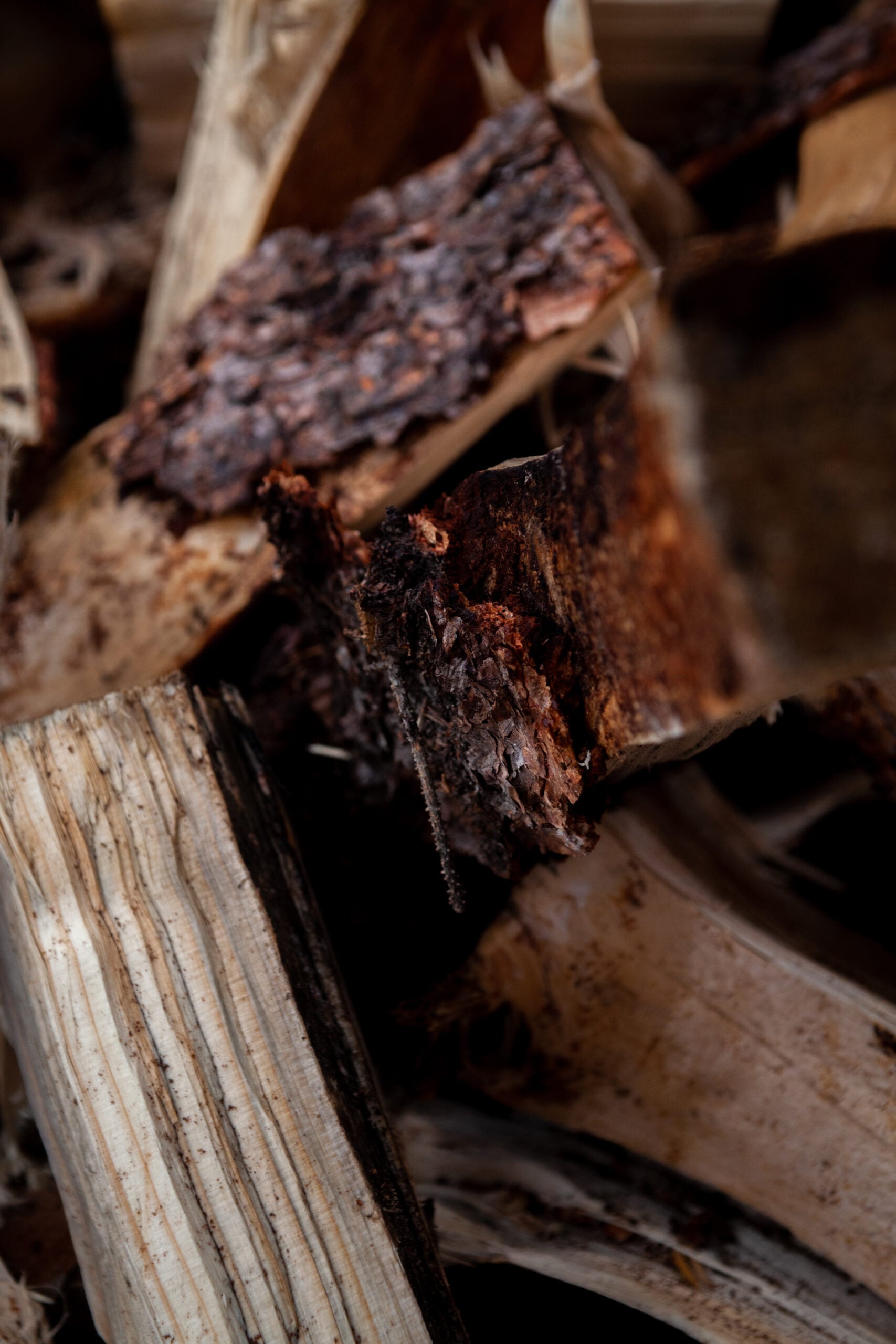 Alberta Camping Firewood Mix (Spruce/Pine) - Image 4