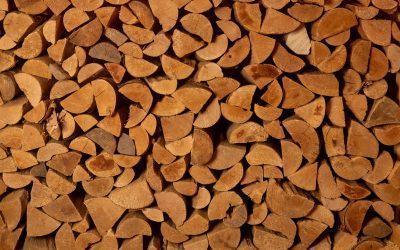 Why Choose Kiln Dried Firewood for Winter Burning?